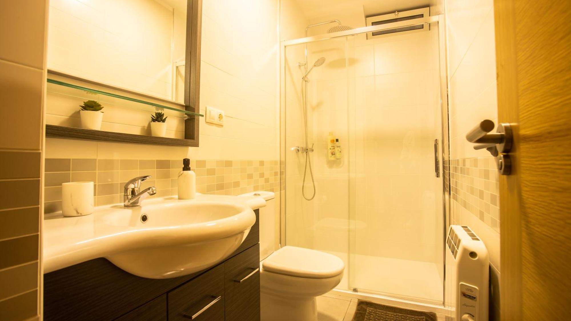 Apartamento Nuevo Al Lado De La Playa En A Guarda Bagian luar foto